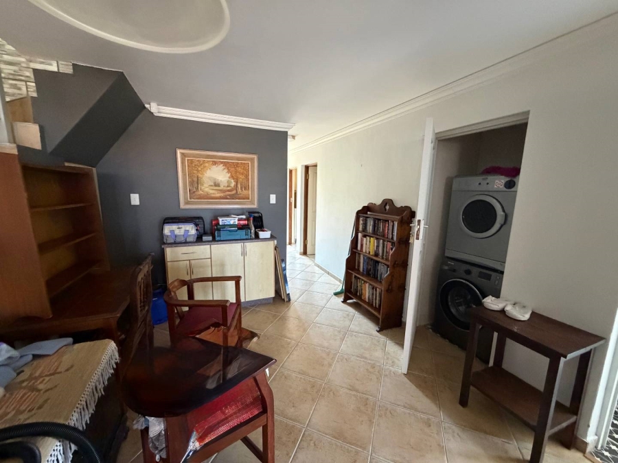 4 Bedroom Property for Sale in Dana Bay Western Cape